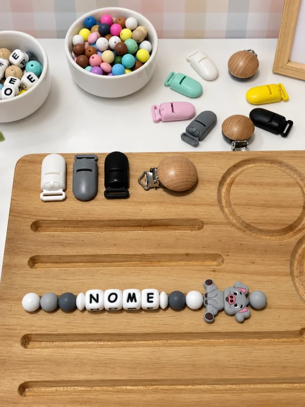 Prendedores de Chupeta Personalizado Modelo Porquinho
