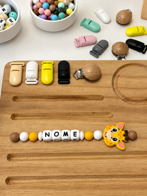 Prendedores de Chupeta Personalizado Modelo Girafa