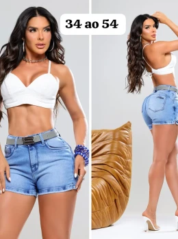 Shorts Feminino com Cinto Ajustável - foto 4 de 38