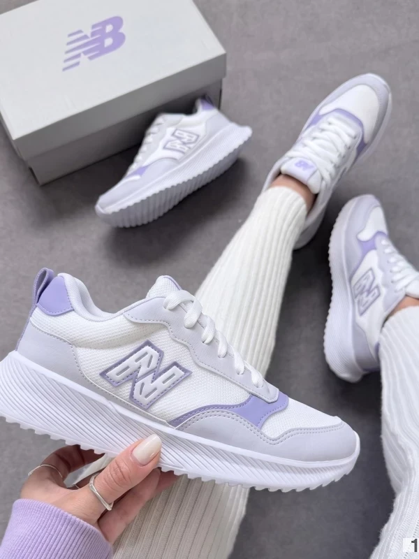New Balance 977h