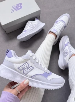 New Balance 977h