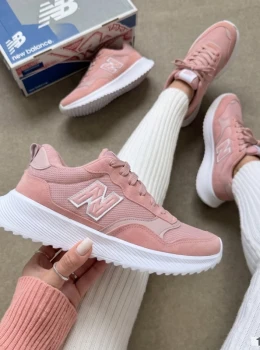 New Balance 977h