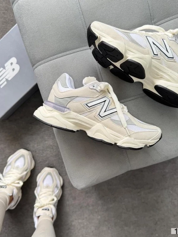 New Balance 9060 Luxo