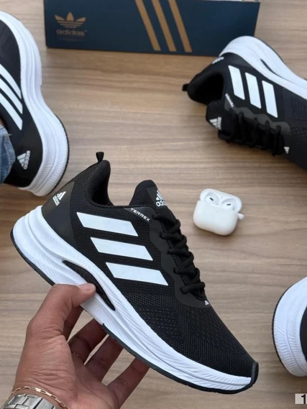 Adidas Duramo