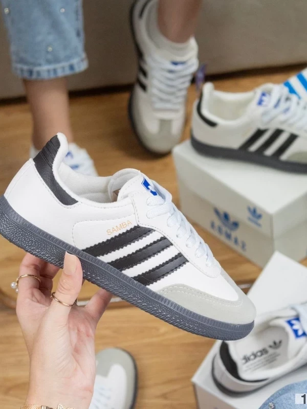Adidas Samba