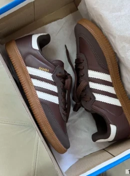 Adidas Samba