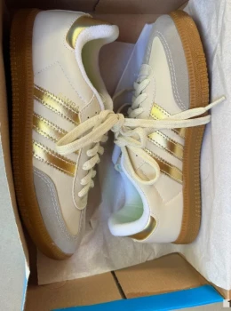 Adidas Samba