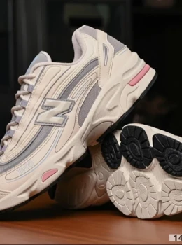 New Balance 1000