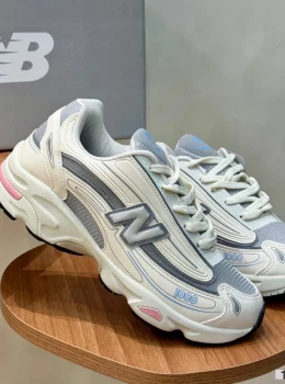 New Balance 1000