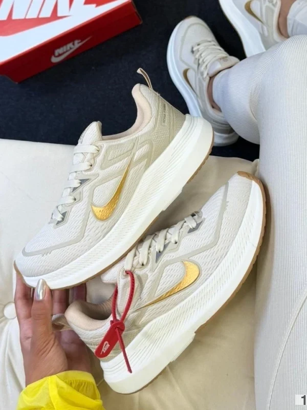 Nike Form