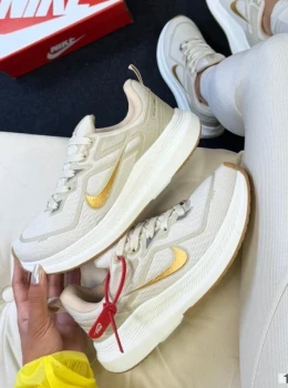 Nike Form