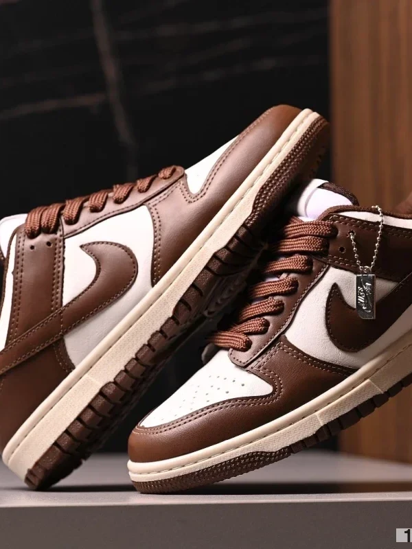 Nike Dunk Premium