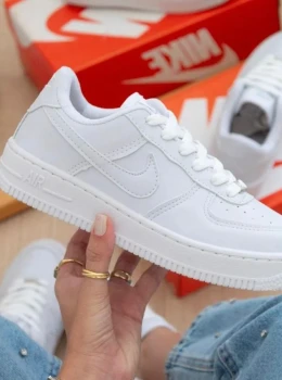 Nike Air Force Branco