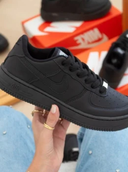 Nike Air Force Preto