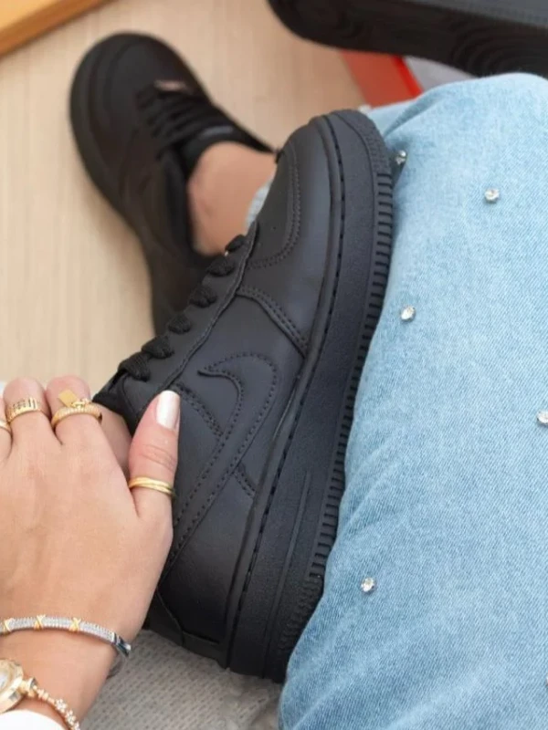 Nike Air Force Preto