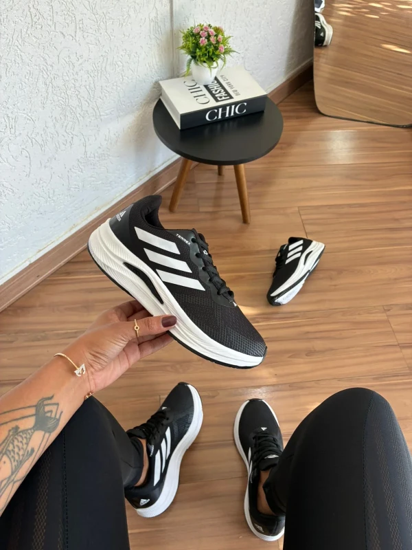 Adidas Duramo