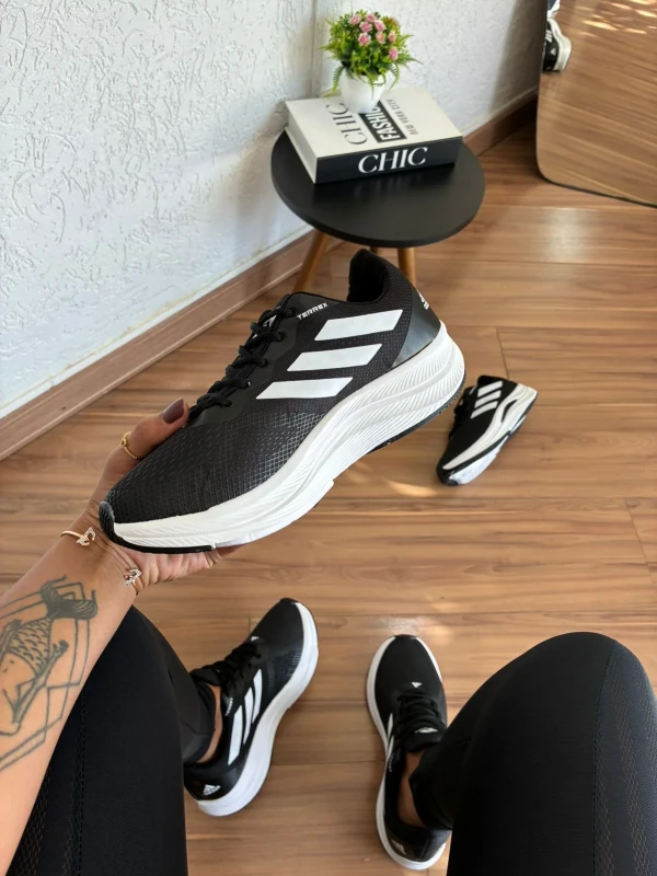 Adidas Duramo
