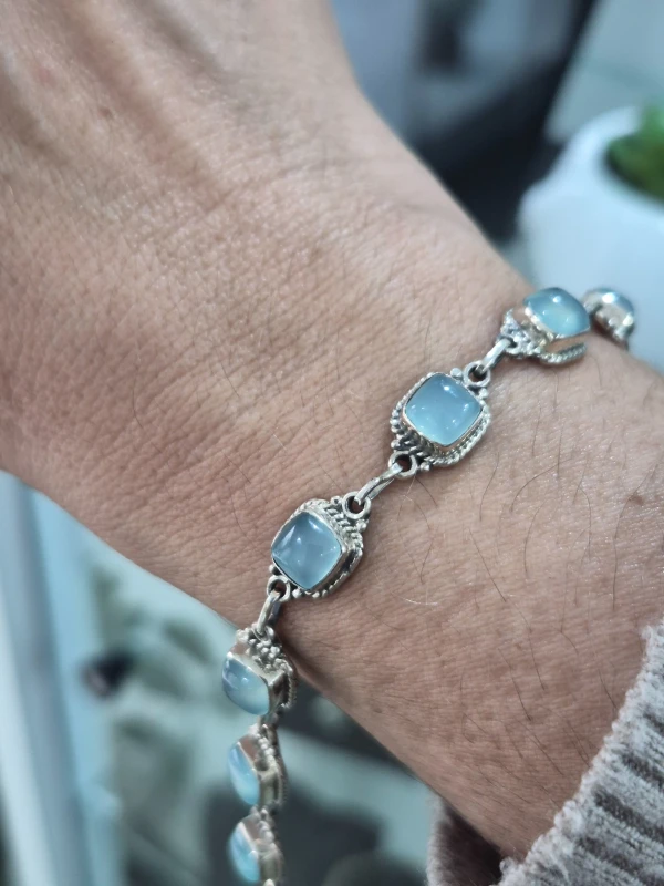 Pulseira em Pedra Natural Calcedônia Azul