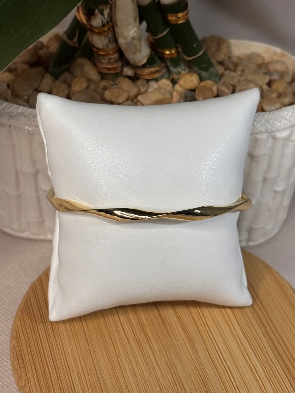 Bracelete traçado