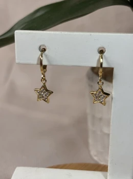 Argola estrela com zircônia
