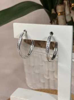 Argola G com zircônia