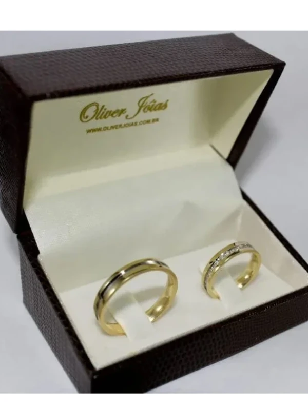 Par de Alianças em Ouro 18k