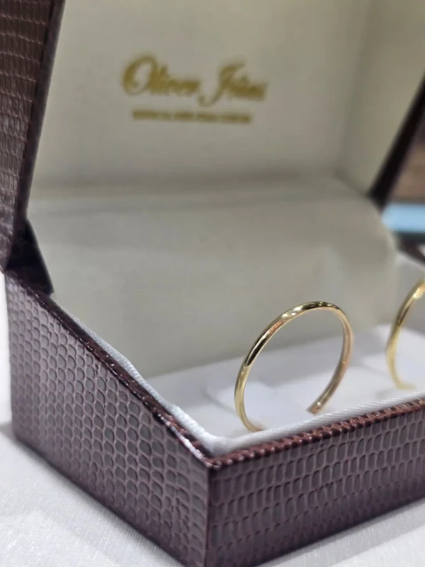 Aliança ouro 18k 1,5mm o par