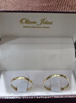 Aliança ouro 18k 2,5mm o par