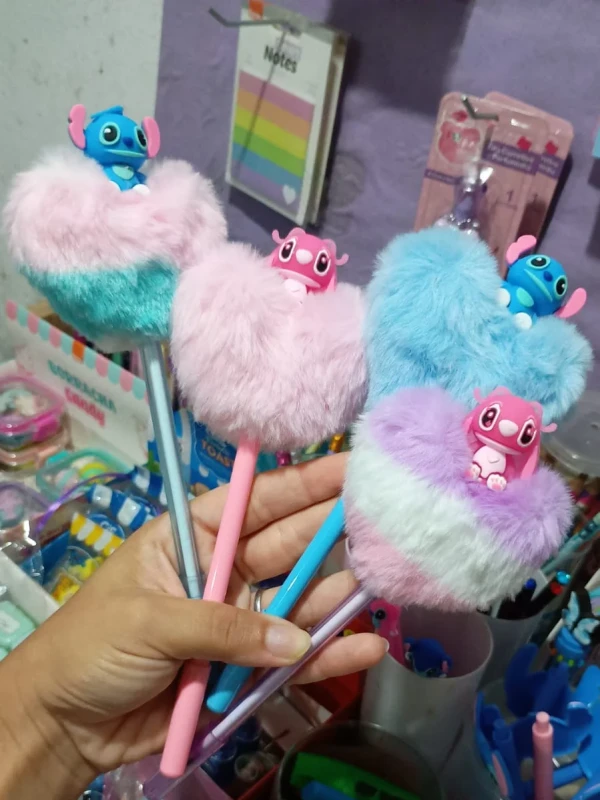 Caneta coração pelúcia Stitch