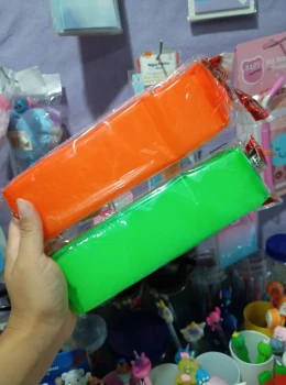 Estojo Transparente colorido