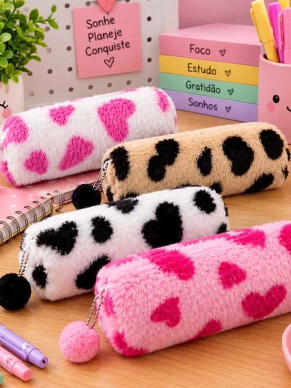 estojo pelucia coração