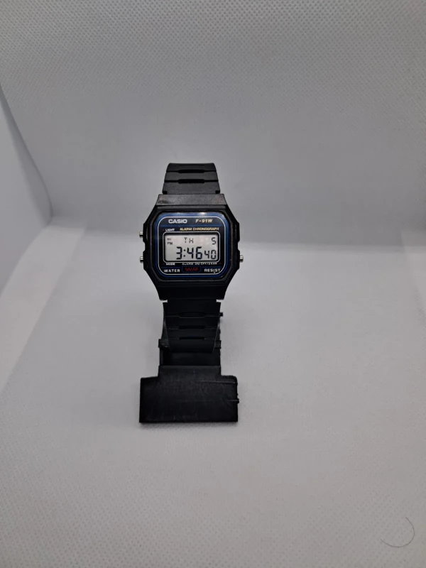 Relógio Digital Vintage Classic Preto – Estilo Retrô