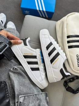 Tênis Adidas Super Star Fem