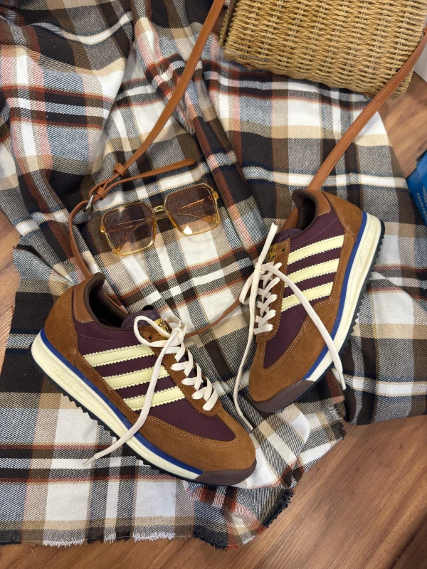 Tênis Adidas SL 72 Couro Legitimo Fem