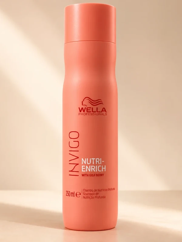 Wella Professionals Invigo Nutri-Enrich Shampoo — 250 ml