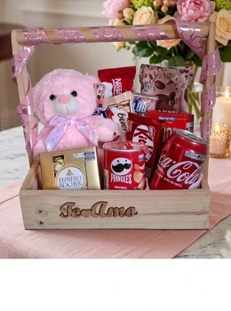 Cesta com urso de pelúcia