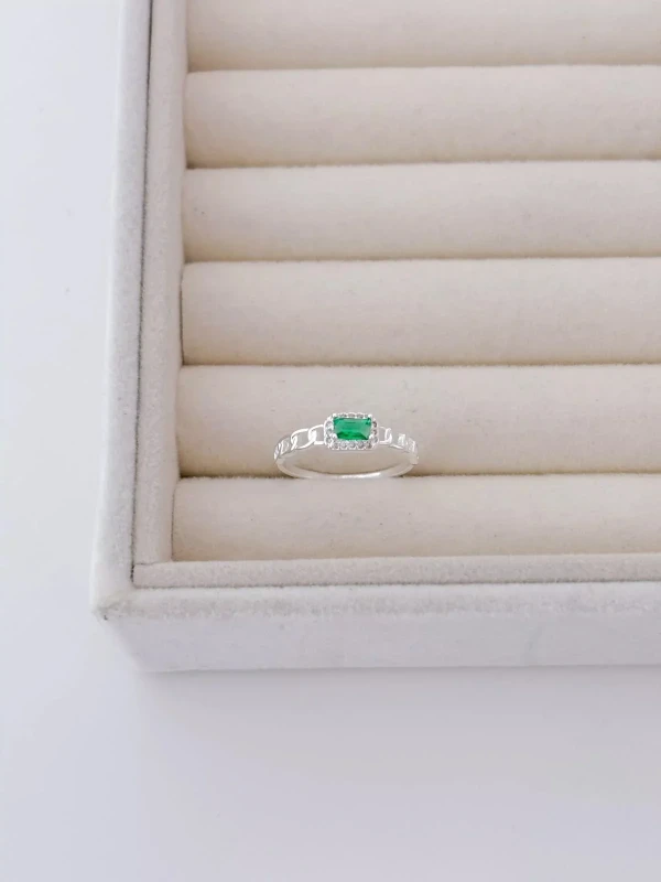 Anel aro grummet + zirconia quadrada Verde Esmeralda - TAM 19