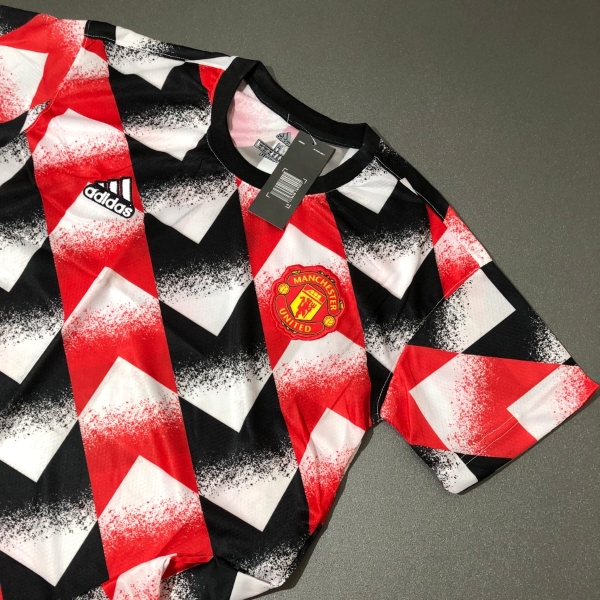 CAMISA PRÉ JOGO MANCHESTER UNITED 2022/2023