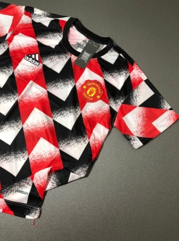 CAMISA PRÉ JOGO MANCHESTER UNITED 2022/2023
