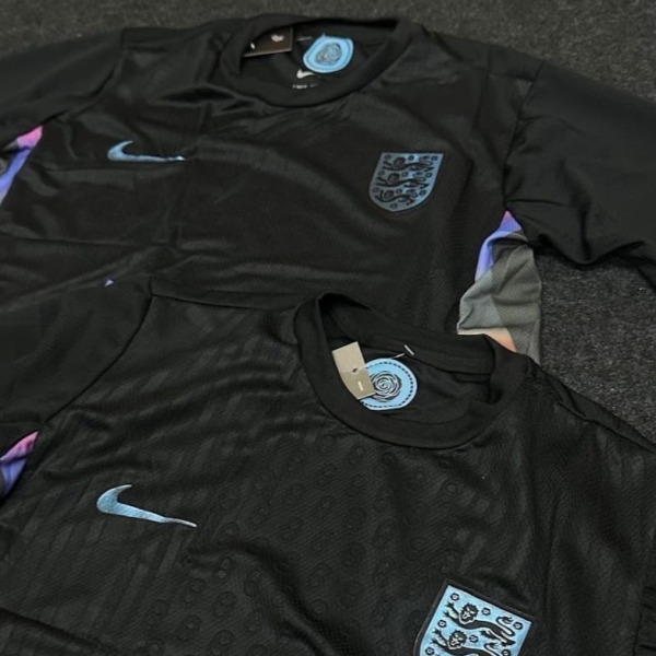 Camisa Seleção Inglaterra preto/roxo