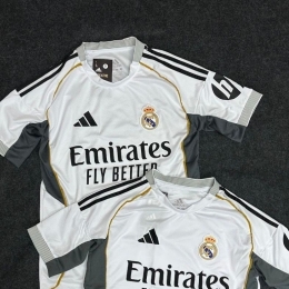 Camisa Real Madrid Branca/Cinza 2026