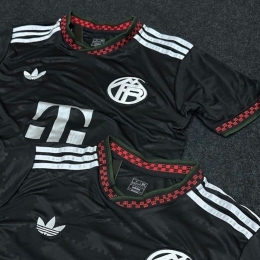 Camisa Bayern de Munique Preta