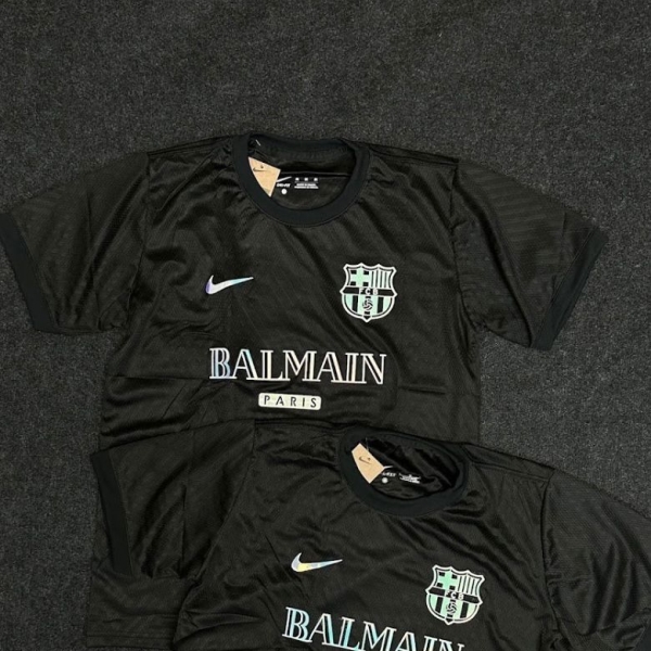 Camisa Barcelona Preta Balmain
