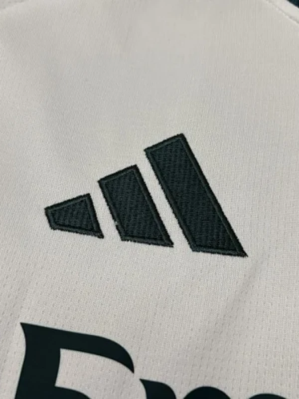 Camisa titular do Real Madrid 2026/27 - Versão torcedor