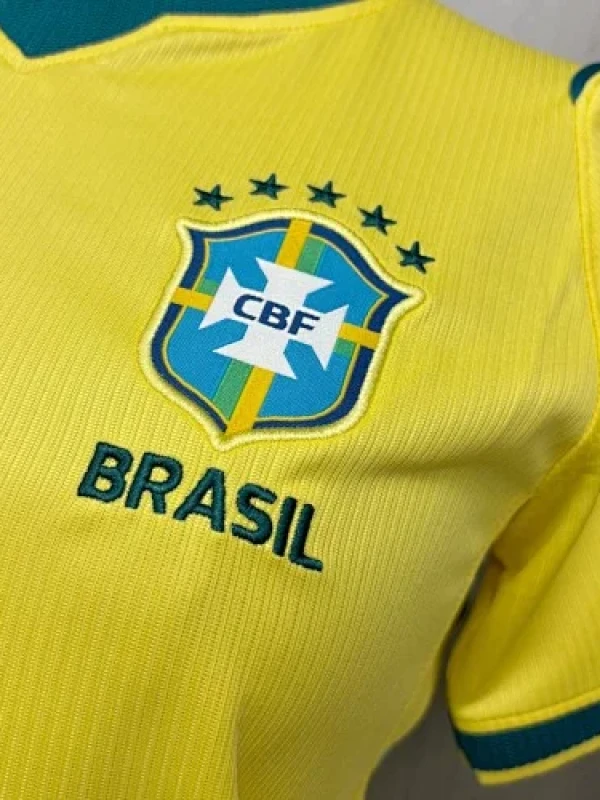 Camisa Brasil Nike I 2026/27 Torcedora Pro Feminina