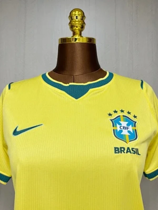 Camisa Brasil Nike I 2026/27 Torcedora Pro Feminina